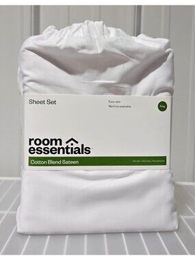 Room Essentials Easy Care Cotton Sateen King 4 Pc White Sheet & Pillowcase Set
